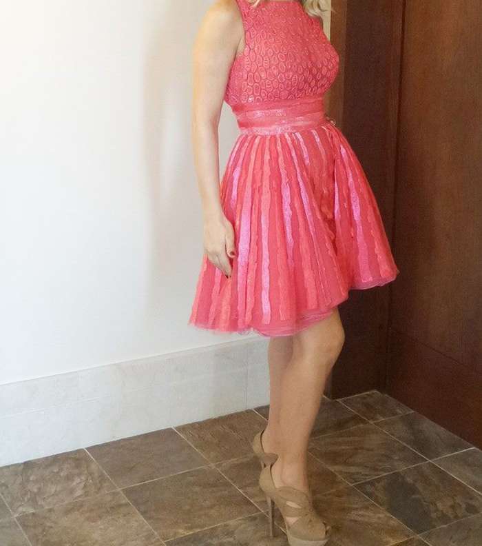 صور فستان نوال الزغبي 2015