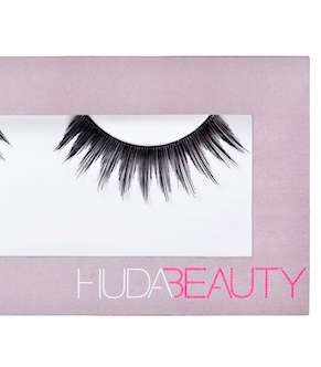 الرموش المستعارة من Huda Beauty