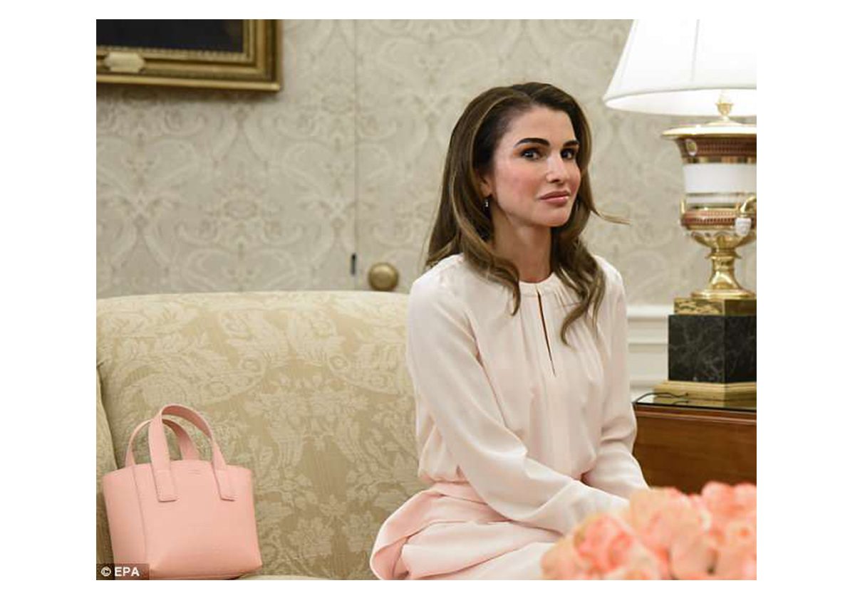 حقيبة الملكة رانيا الزهرية