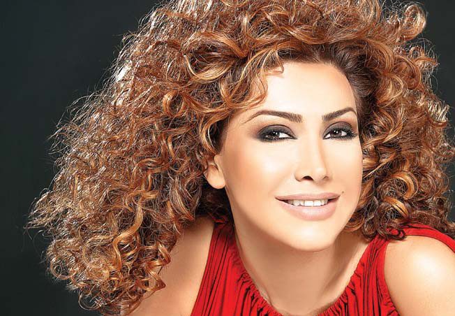 بالصور، كيف تغير شكل نوال الزغبي منذ أن أطلت حتى اليوم؟