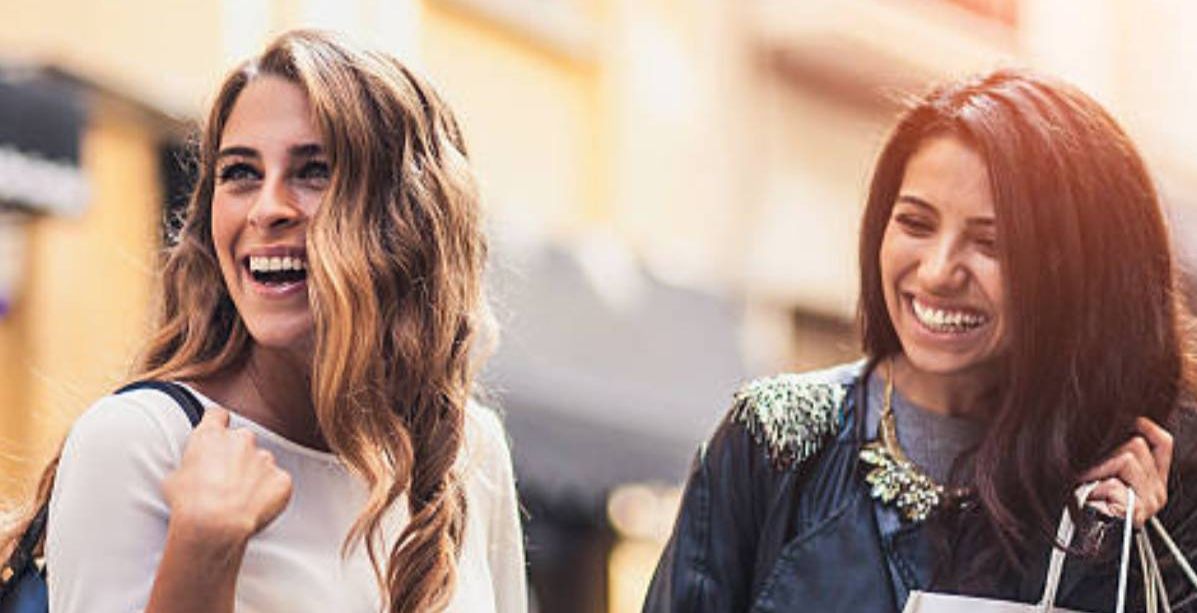 أبراج تجعلك تندمين أنّك رافقتها إلى الشوبينغ