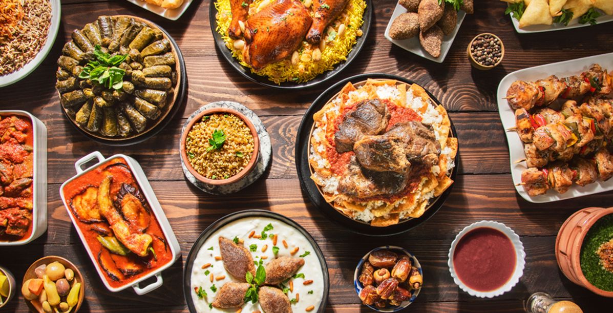 مطاعم دبي الفخمة تقدم خدمة دليفري وجبات الافطار خلال شهر رمضان