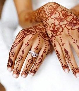 نقشة حناء الورود