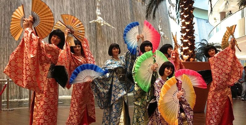 إحتفالات صينية في دبي مول