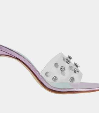 حذاء المول الشفاف من MR by Man Repeller