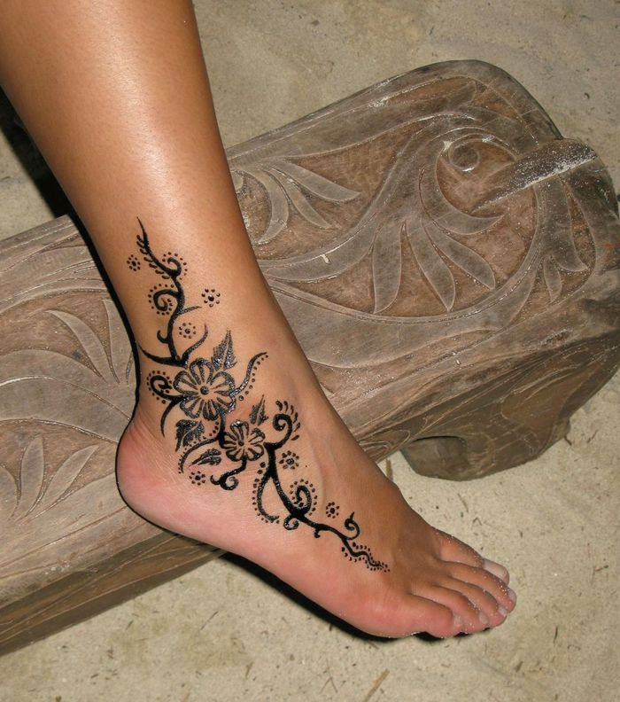 إختاري النقش الناعم على الكاحل