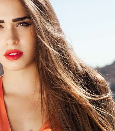 صور مستحضرات مكياج برونزي من لوريال باريس 