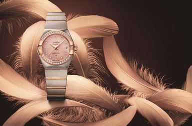 Omega تُطلق ساعة Constellation Pluma بحلة جديدة