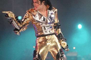 عطر مايكل جاكسون يصدر في مارس المقبل