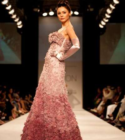zeena-zaki-dubai-fashion-week-2010