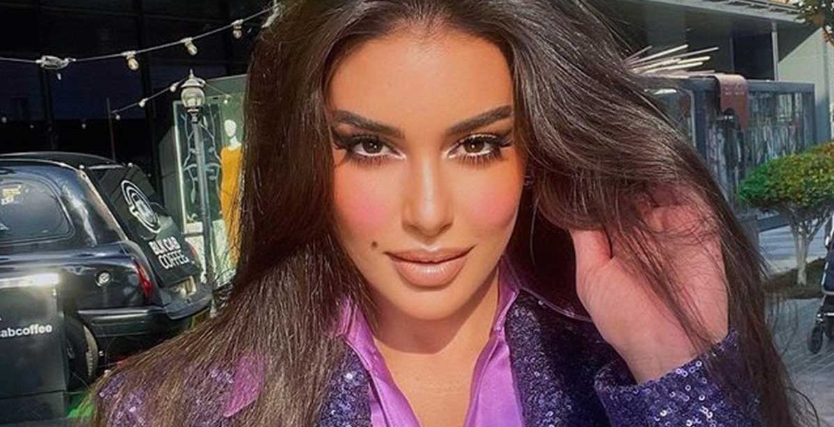صيحات مكياج تطبقها النجمات ليبدون جذابات في صورهن