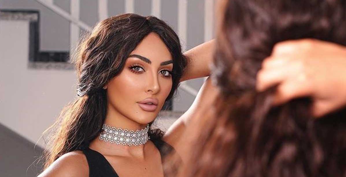 خطوات الحصول على مكياج النجمات في دقائق