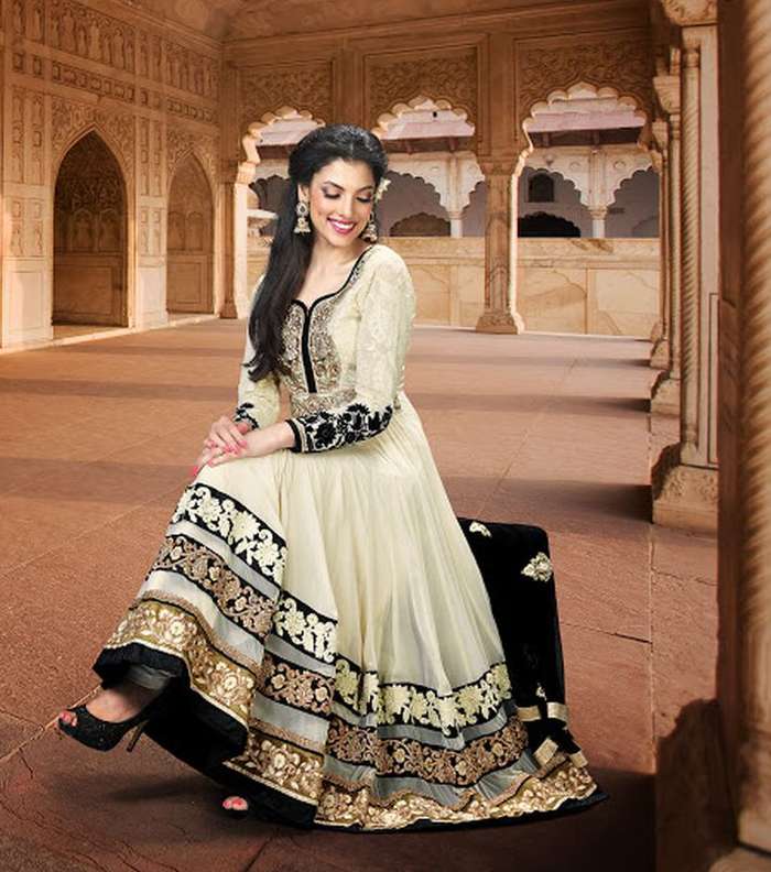 صور اجمل عبايات مشلح لهذا الموسم