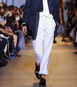 من باريس، إليك أبرز صيحات الموضة مع دار Galliano