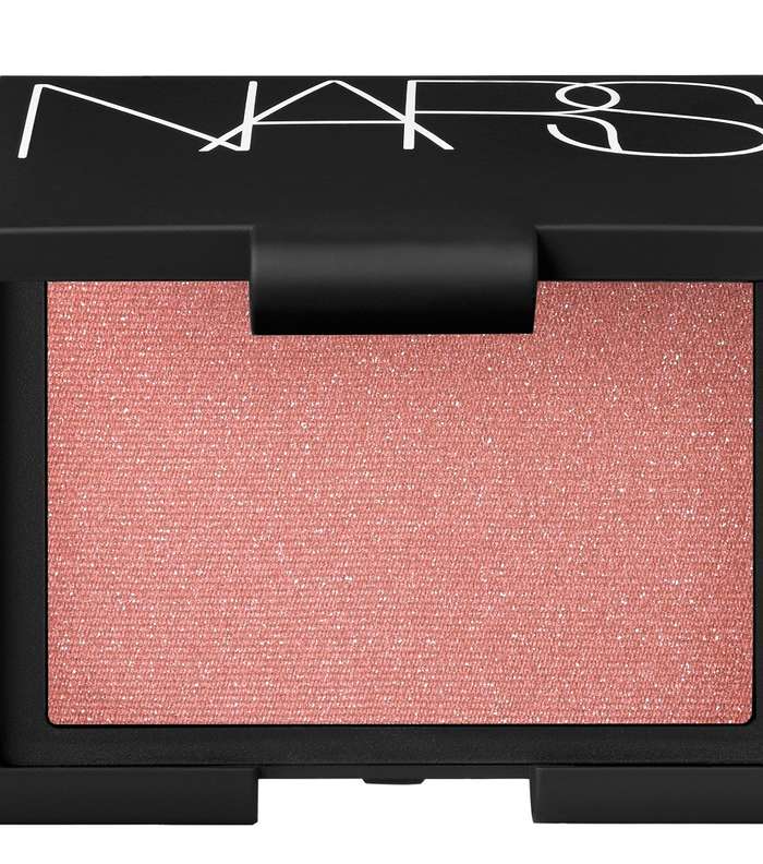 Unlawful Blush من NARS 
