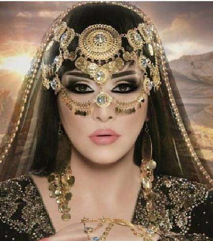 أسماء باقادر عنوان الأناقة والرقي لهذا العيد 