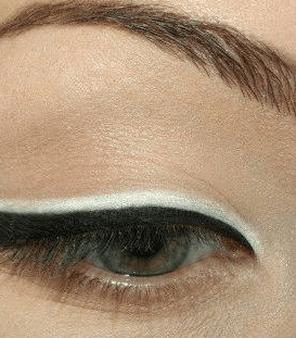 الخطوة الخامسة: الآي لاينر الأبيض