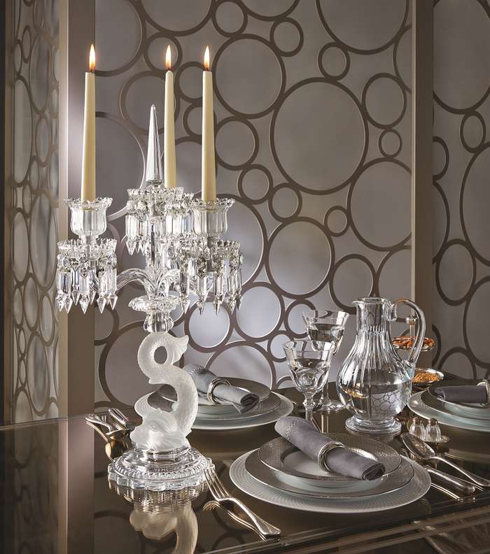 الشموع في أروع الأكسسوارات ومائدتك سفيرة الاناقة مع خيارات تاناغرا