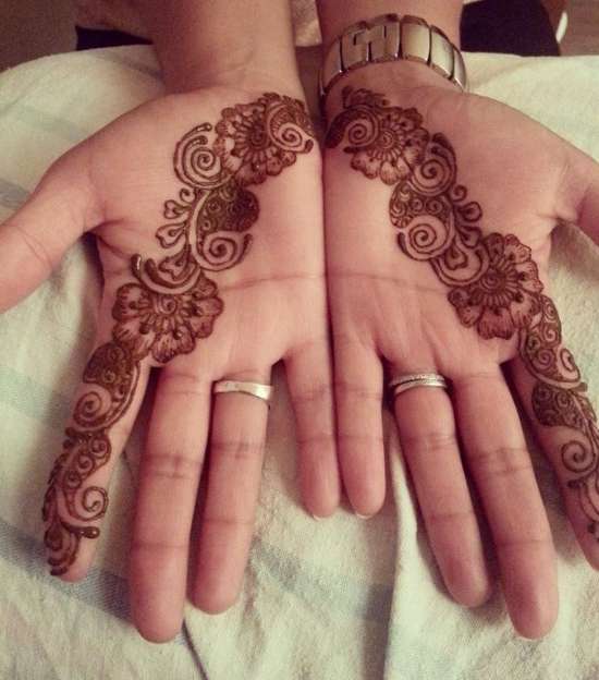 النقشة الناعمة على اليد