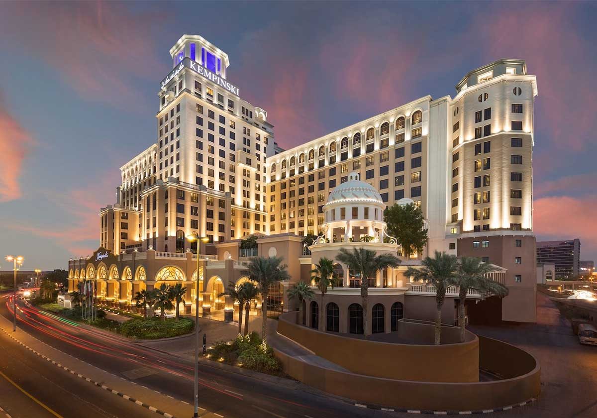 فندق كمبينسكي مول الامارات مثالي لعشاق التسوق
