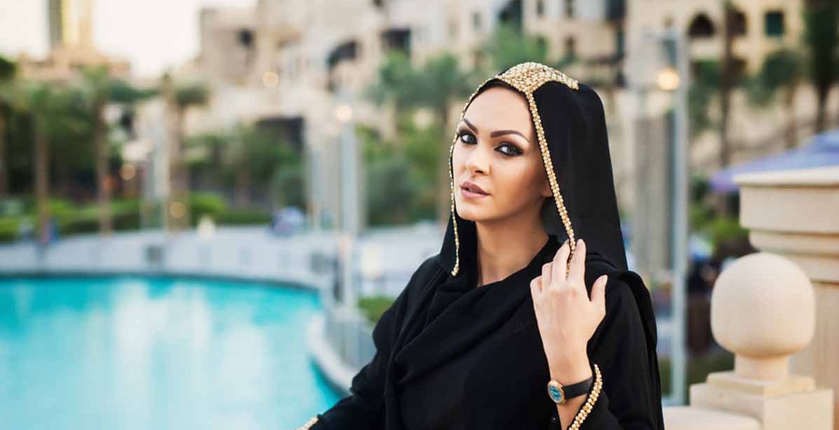 في يوم المرأة الإماراتية أنت شريك في الخير والعطاء
