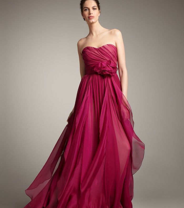 موديلات اروع فساتين ناعمه طويله انستقرام