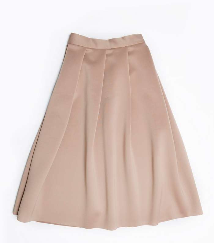 إختاري أجمل التنانير بموضة الـ Flared من House of Nomad