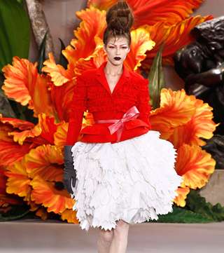 christian-dior-couture-red-14-7-2010