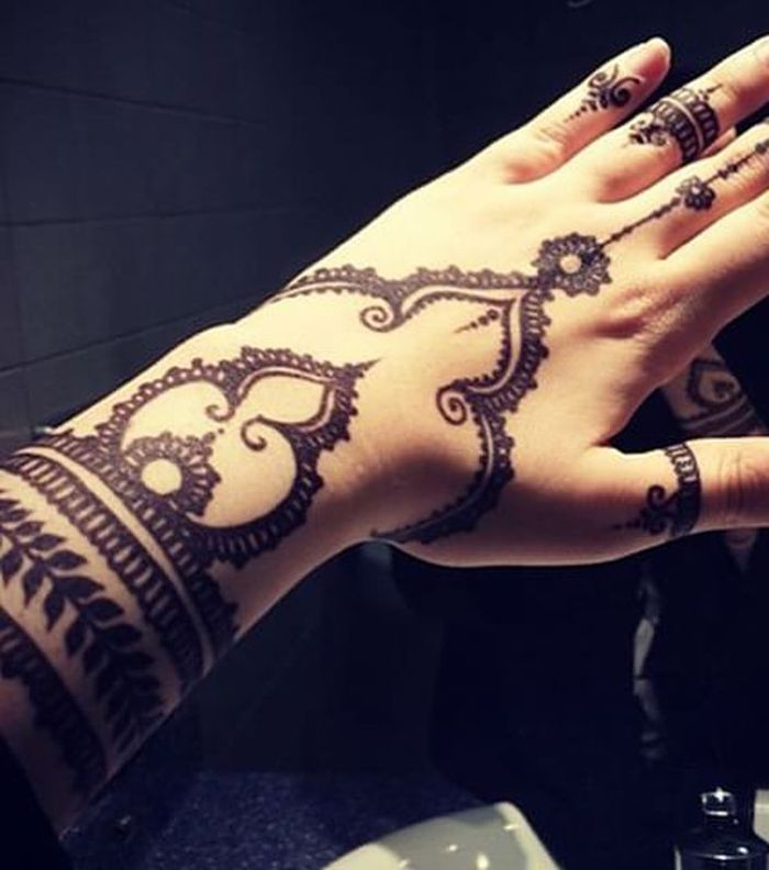 صور احدث موديلات نقش اسود للعروس