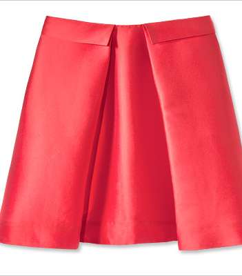 اعتمدي موضة تنورة الـ A Line واختاريها بألوان النيون