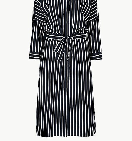 قميص الفستان shirt dress بنقشة مقلمة من Marks & spencer