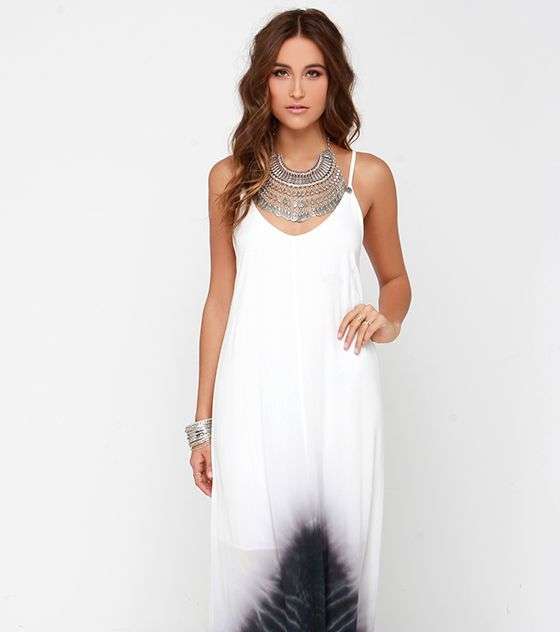 الفساتين الحيوية الماكسي لا تناسب اطلالة الزفاف