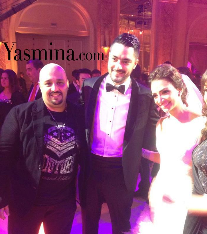 حسن الشافعي وزوجته برفقة الموزع الموسيقي حاتم عبد العزيز