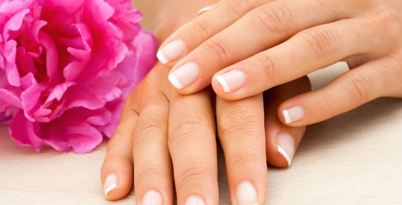 خلطات سهلة لتطويل الاضافر