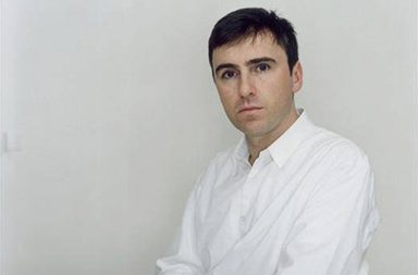 كل ما تريدين معرفته من اخبار ومعلومات وصور ووثائق عن راف سايمونز Raf Simon