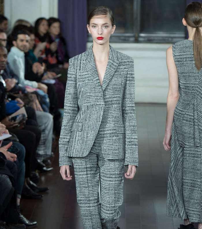 البدلة الرسمية التويدية من Jason Wu لشتاء 2018