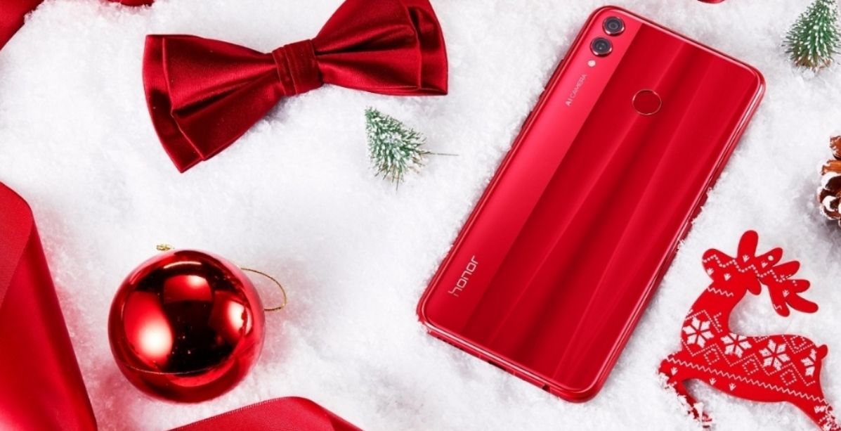 احتفلوا بموسم الأعياد مع هاتف Honor 8X الجديد باللون الأحمر 