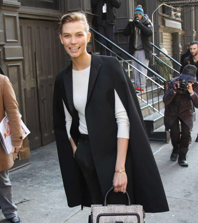 من شنط Karlie Kloss المميّزة، حقيبة ason Wu Daphne II 