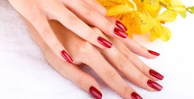 خلطات طبيعية لاظافر قوية