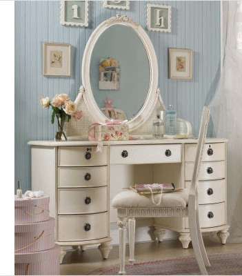 المرآة الدائرية لغرفة نومك الحالمة