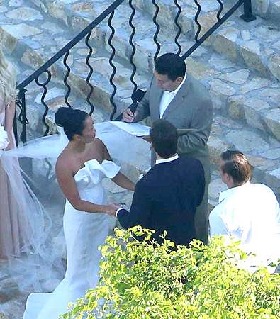 ليدي غاغا في حفل زفاف صديقتها