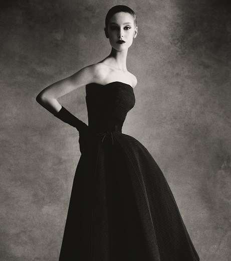 من كتاب Dior New Couture، اليك هذا الفستان المميز من ديور