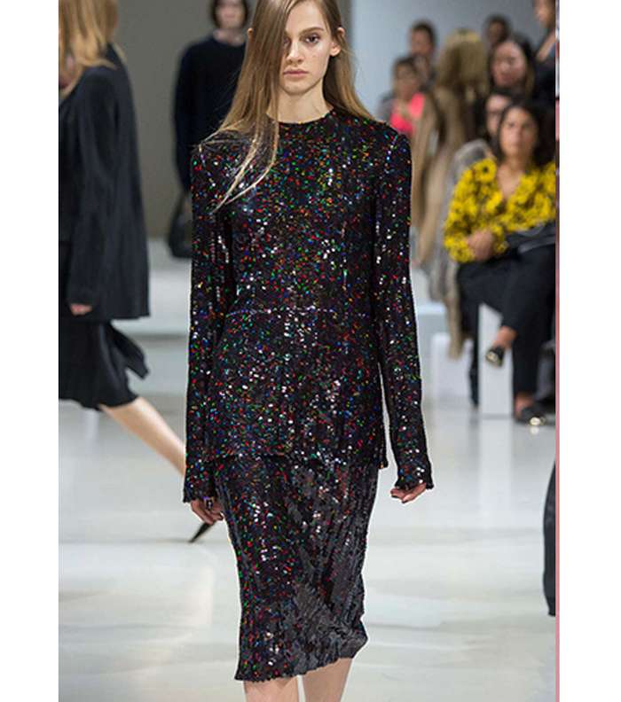 صور موديل فستان كم طويل