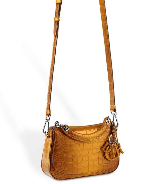 من اجمل شنط ديور 2015، حقيبة Dune