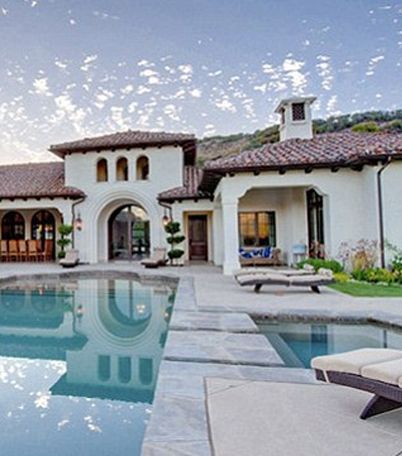 روعة الفخامة والتصميم تلفّ منزل بريتني سبيرز 