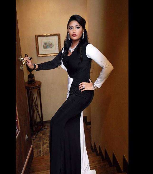 فساتين الفنانه وعد بالصور