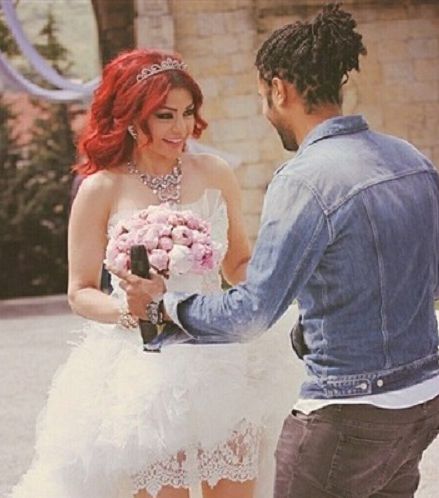 عودة إحياء لفساتين الزفاف القصيرة مع هيفا وميريام