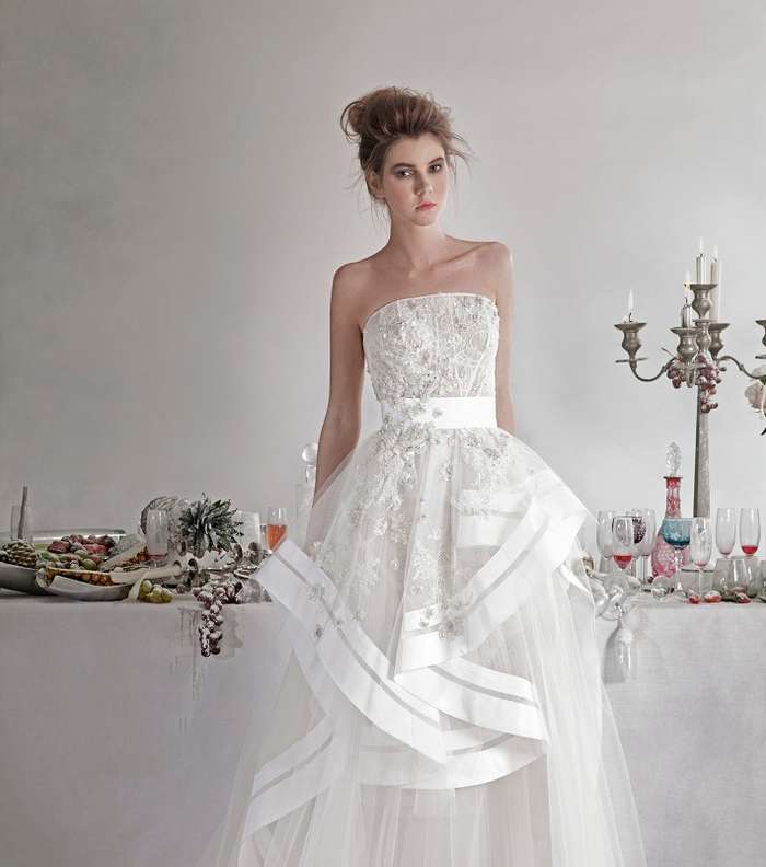 الكتف العاري يحضر في مجموعة باسيل سودا العرائسيّة 