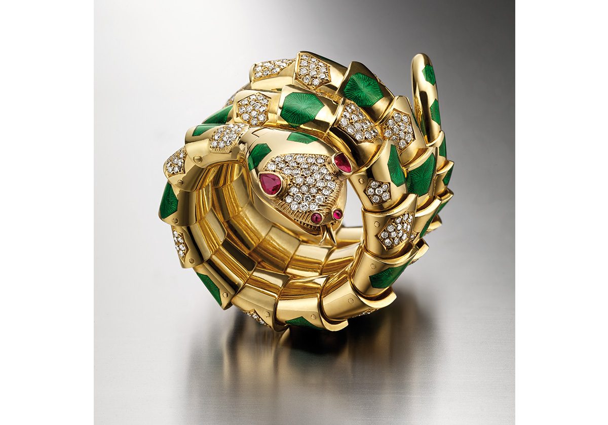 ساعة Serpenti الأيقونية