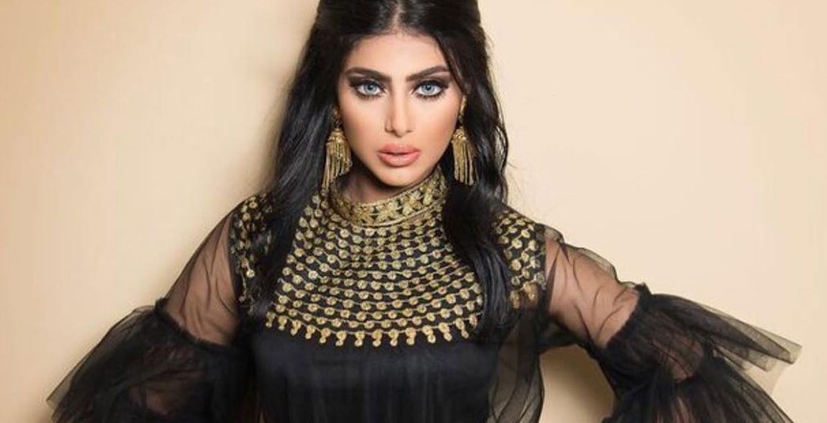 وجه شاحب وبشرة مليئة بالتجاعيد: هكذا ستتغير ملامح شيلاء سبت بعد 40 عاماً!